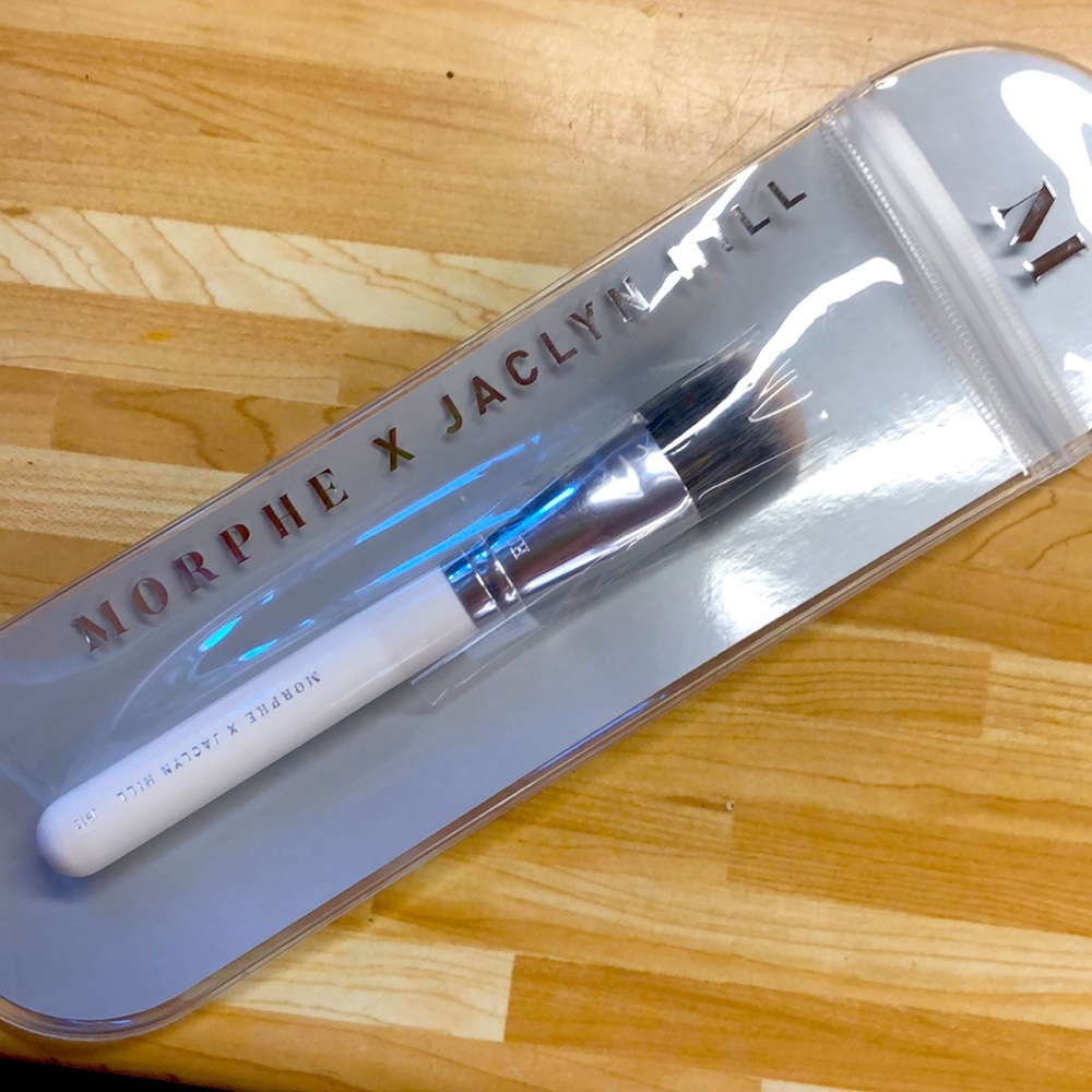 HOST PICK!!! NWT — Morphe X Jaclyn Hill “JH12” Brush — MORPHE